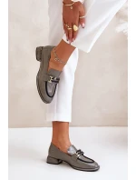 Lakované Dámské Polobotky Na Klínku S Ozdobou Artiker 55C0412 Šedé