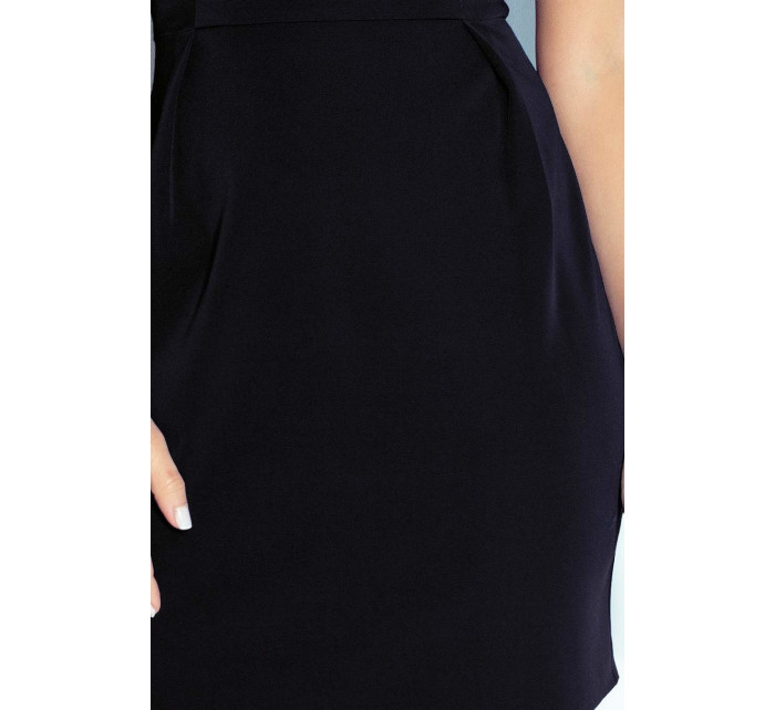 Dámské společenské šaty model 15042399 bez rukávů krátké černé Černá - numoco