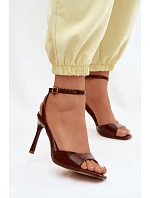 Sandály na podpatku  model 227434 Step in style