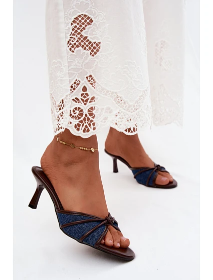 Klapky na podpatku model 228796 Step in style Klapky na podpatku model 228796 Step in style
