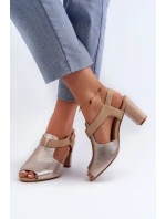 Dámské sandály na podpatku z eko kůže zlaté Queenmarie Dámské sandály na podpatku z eko kůže zlaté Queenmarie