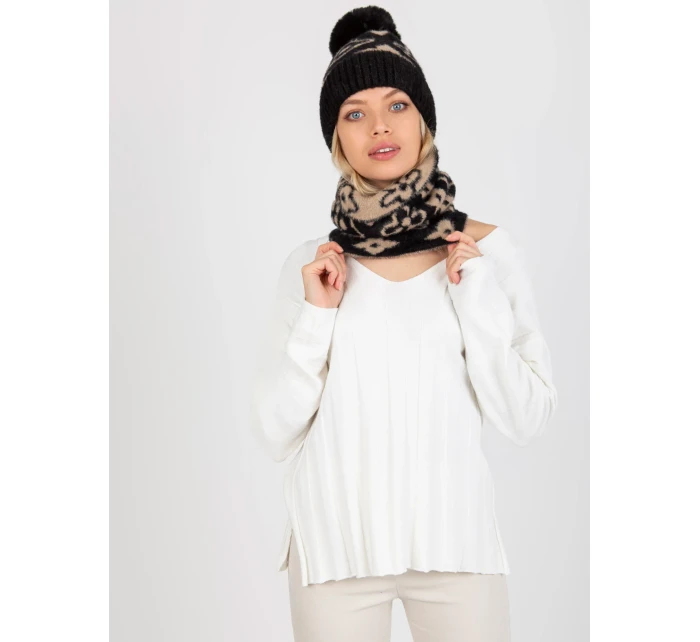 Tunelová šála AT KM CM 331 černá a béžová Tunelová šála AT KM CM 331 černá a béžová