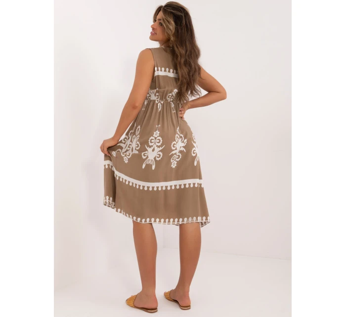 Sukienka DHJ SK model 20278661 ciemny bezowy - FPrice