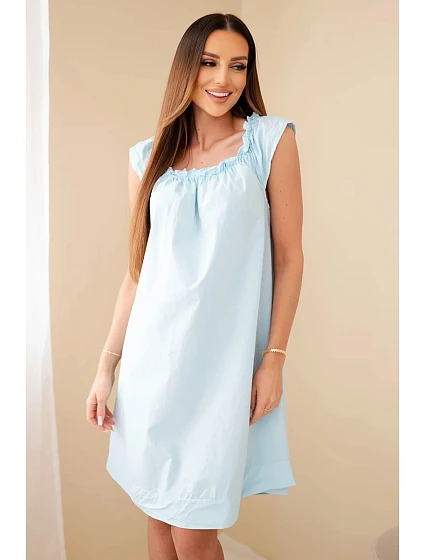 Dámské bavlněné šaty s model 22079479 výstřihem a volánkem modrá - K-Fashion