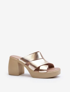 model 21647949 Kožené Klapky Na Podpatku Zlaté - Zazoo