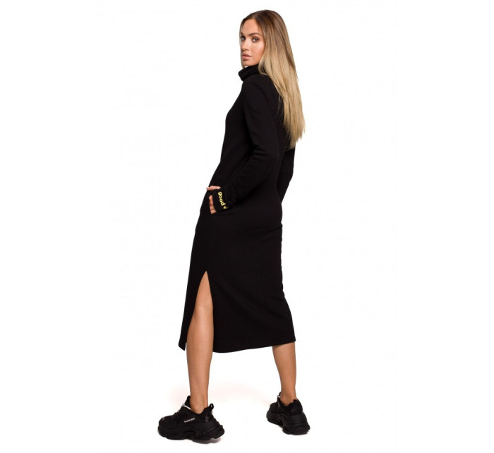 Maxi šaty s vysokým límcem na  černé model 15825021 - Moe