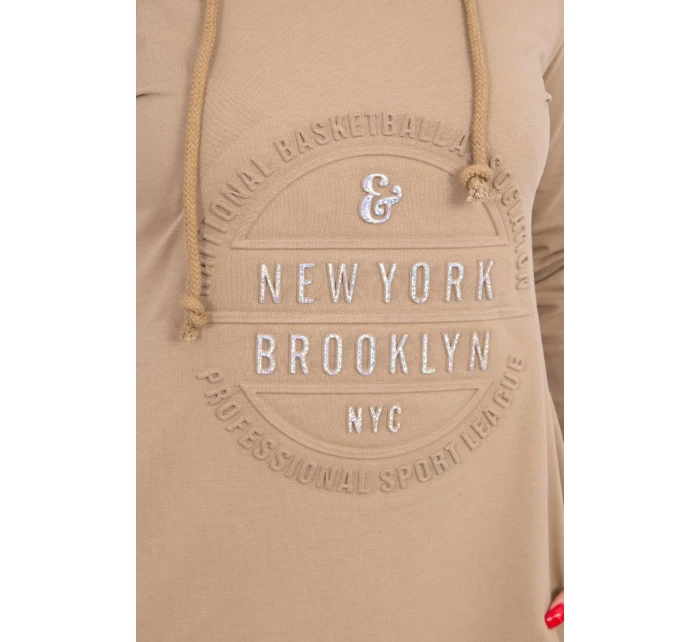 Brooklynské velbloudí šaty