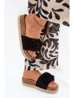 Dámské Pantofle Na Platformě S Ozdobnými Květinami Černé Tessara Dámské Pantofle Na Platformě S Ozdobnými Květinami Černé Tessara