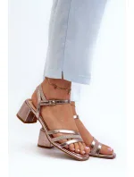 Dámské sandály na nízkém podpatku vyrobené z eko kůže Sergio Leone SK046 růžové zlato Dámské sandály na nízkém podpatku vyrobené z eko kůže Sergio Leone SK046 růžové zlato