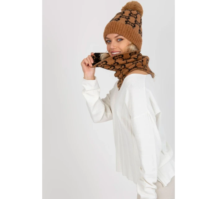 Nekonečná šála model 185919 AT Nekonečná šála model 185919 AT