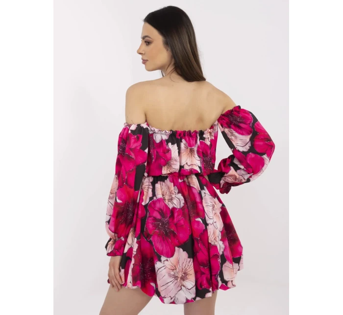 Sukienka MI SK model 21094550 czarno różowy - FPrice