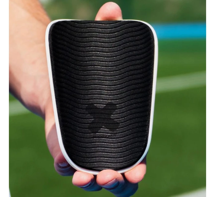 Fotbalové chrániče holení Diamond model 21767459 - Proskary Fotbalové chrániče holení Diamond model 21767459 - Proskary