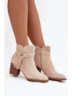 Dámské boty na podpatku s třásněmi Rosabella – světle béžové Dámské boty na podpatku s třásněmi Rosabella – světle béžové
