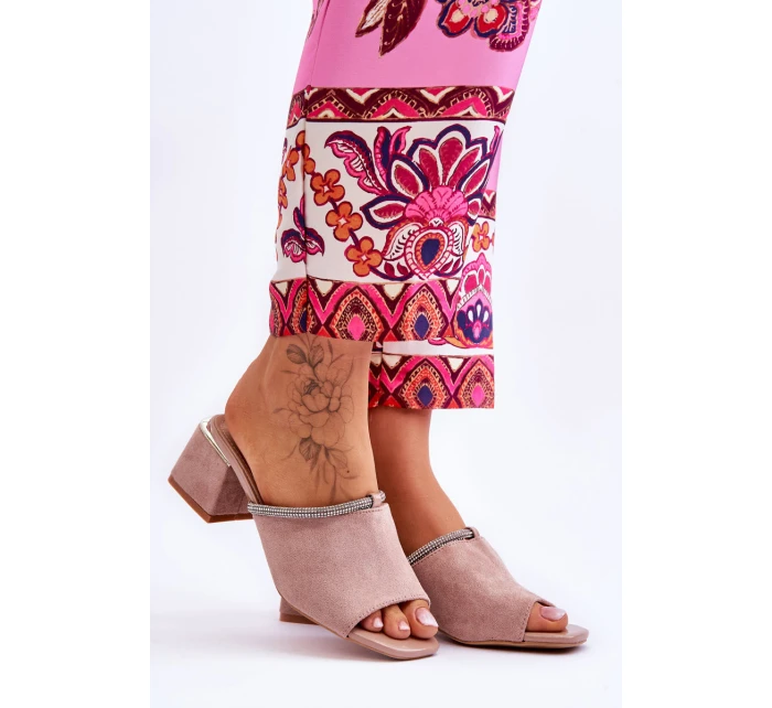 Semišové pantofle na vysokém podpatku model 21619099 Béžove - S.Barski Semišové pantofle na vysokém podpatku model 21619099 Béžove - S.Barski