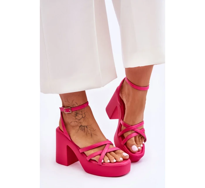 Módní sandály na vysokém podpatku s pásky Fuchsie model 21223608 - Kesi Módní sandály na vysokém podpatku s pásky Fuchsie model 21223608 - Kesi