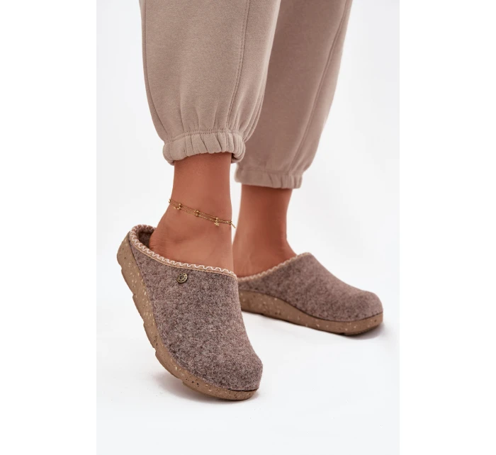 Domácí Obuv Dámské Pantofle model 21714563 Béžové - Inblu