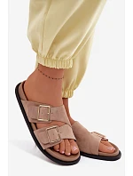 Dámské pantofle z imitace semiše s zlatými přezkami tmavě béžové Selissea