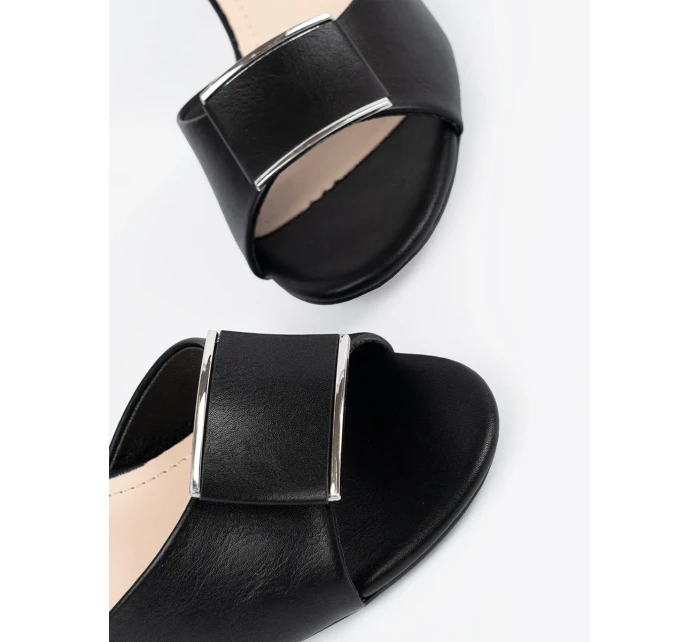 Stylové černé dámské  sandály na širokém podpatku