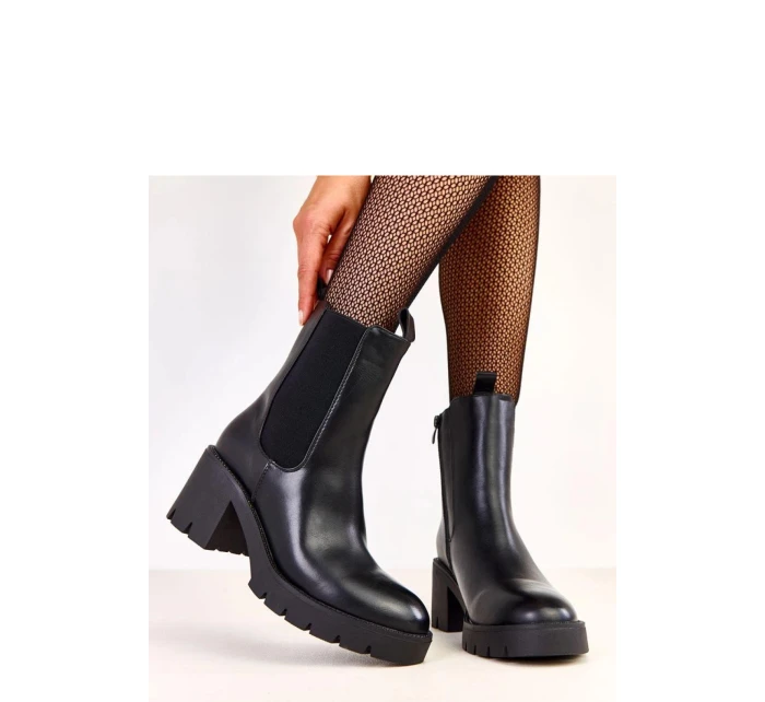 Boty na podpatku  model 219954 Solea