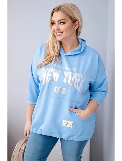 Dámská mikina ve velikosti Plus z viskózy s kapucí a model 22011800 kapsou modrá - K-Fashion Dámská mikina ve velikosti Plus z viskózy s kapucí a model 22011800 kapsou modrá - K-Fashion