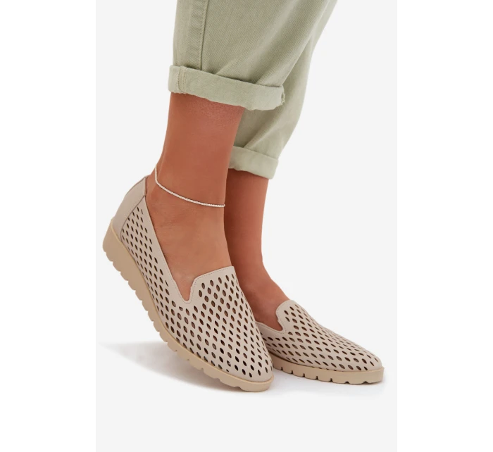 Dámské perforované polobotky Béžové model 22027639 - Boto Dámské perforované polobotky Béžové model 22027639 - Boto