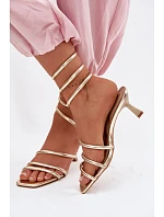 Sandály na podpatku  model 227453 Step in style