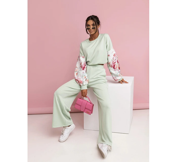 Ležérní souprava s rukávy a širokými nohavicemi model 22049180 - Moon Ležérní souprava s rukávy a širokými nohavicemi model 22049180 - Moon