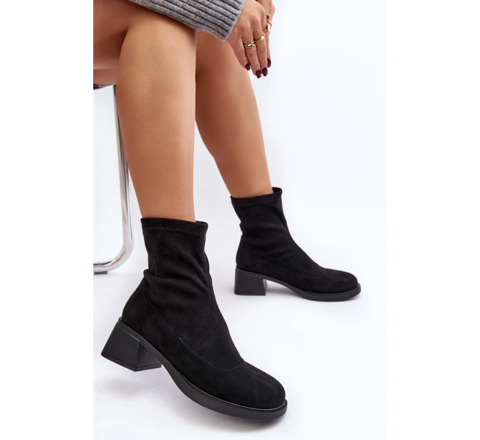 Dámské botky na nízkém podpatku hnědé model 21642138 - EVENTO Dámské botky na nízkém podpatku hnědé model 21642138 - EVENTO