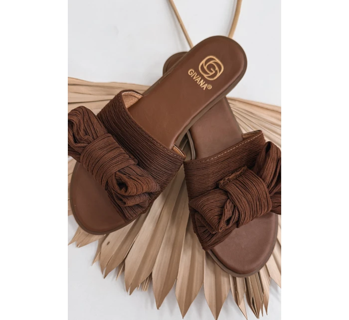 Dámské ploché sandály s mašlí Hnědé model 21937432 - Boto