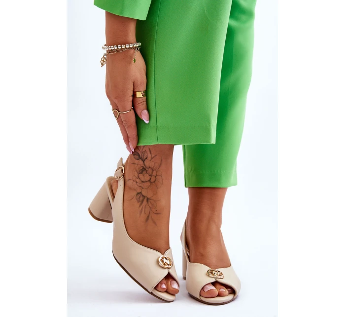 Módní kožené sandály na podpatku béžové Hette