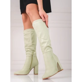 Pohodlné dámské  kozačky zelené na širokém podpatku