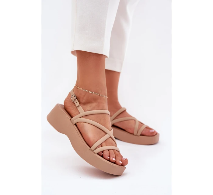 Dámské Sandály Na Platformě S Pásky Béžové model 21702591 - Boto Dámské Sandály Na Platformě S Pásky Béžové model 21702591 - Boto