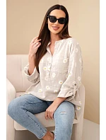 Dámská model 22148018 halenka s květinovým vzorem, dlouhým rukávem a knoflíky tmavě béžová - K-Fashion