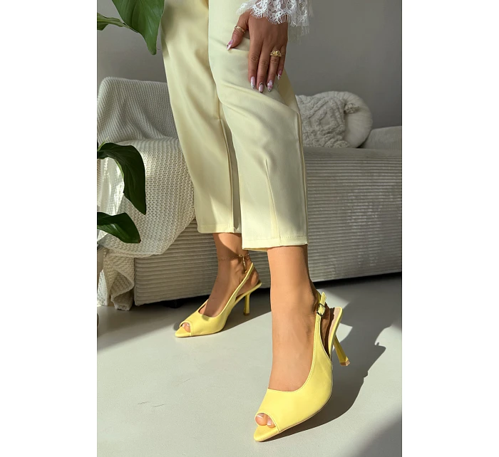 Ženské sandály na podpatku žluté model 22091987 - Boto