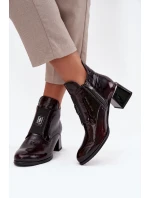 Dámské zateplené lakované kotníkové botky na blokovém podpatku s ozdobným detailem – bordó Zazoo