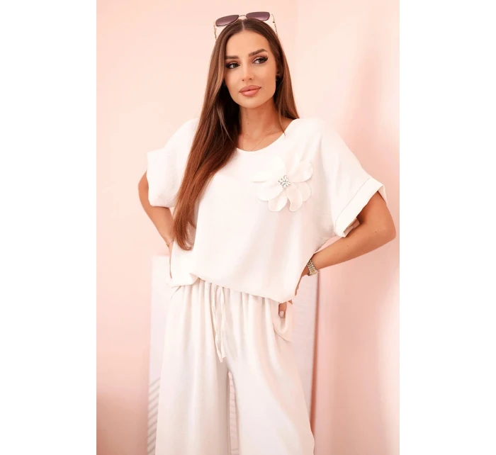 Dámský komplet z viskózy s ozdobným květem a širokými kalhotami - béžový