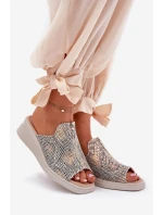 Dámské sandály na klínu se zipem zvířecí vzor béžové Irriva Dámské sandály na klínu se zipem zvířecí vzor béžové Irriva