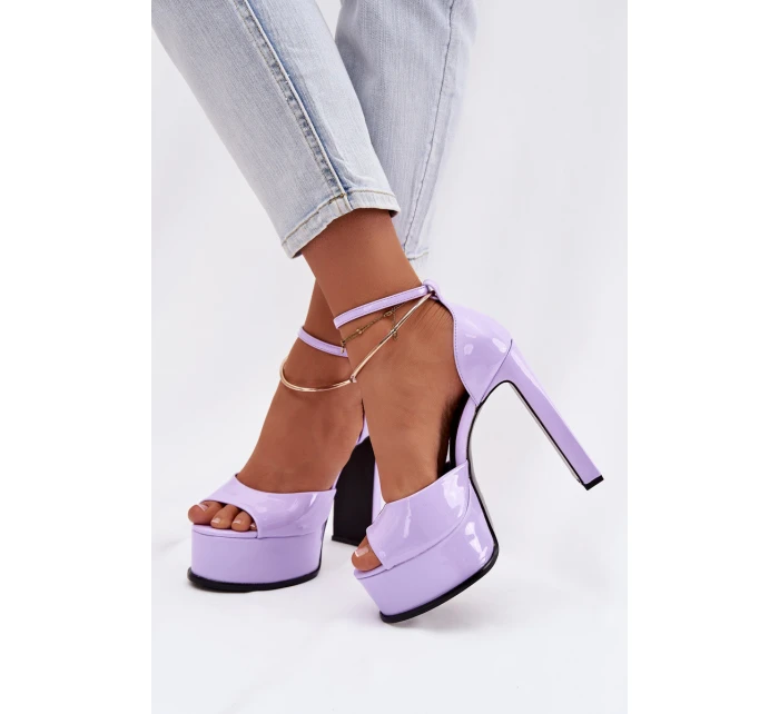 Lakované dámské sandály na podpatku a platformě fialové Horvia