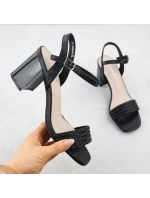 Dámské černé sandály na jehlovém podpatku Vinceza 62228