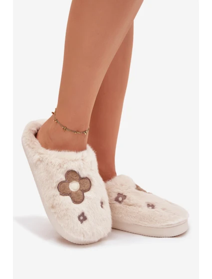 Dámské chlupaté papuče s květinami – béžové Selinne Dámské chlupaté papuče s květinami – béžové Selinne