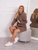 Zateplené šaty s kapucí mocca