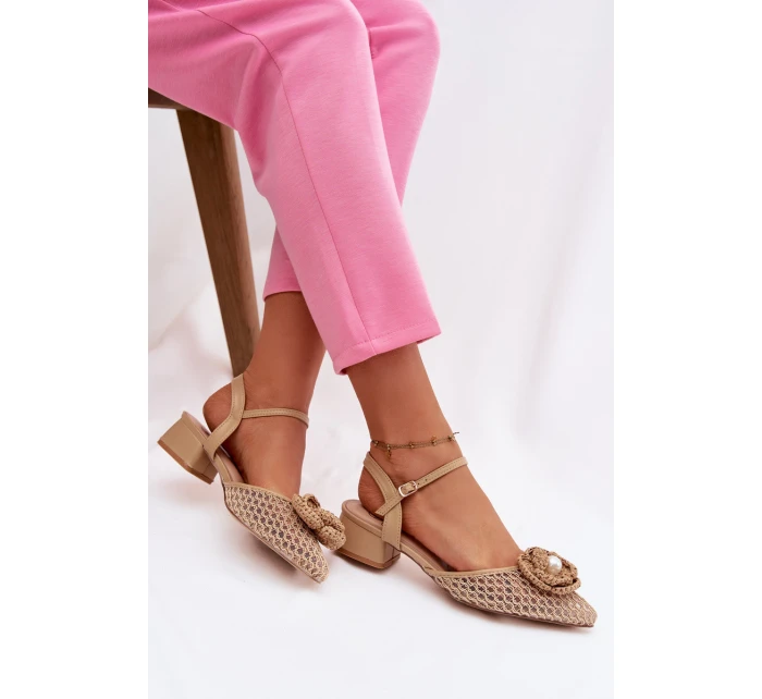 Dámské sandály na klínku s ozdobným detailem tmavě béžové Vionessa