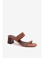 Klapky na podpatku model 228978 Step in style