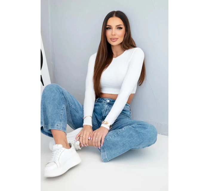 Dámské džíny s širokou nohavicí a vysokým pasem Dámské džíny s širokou nohavicí a vysokým pasem