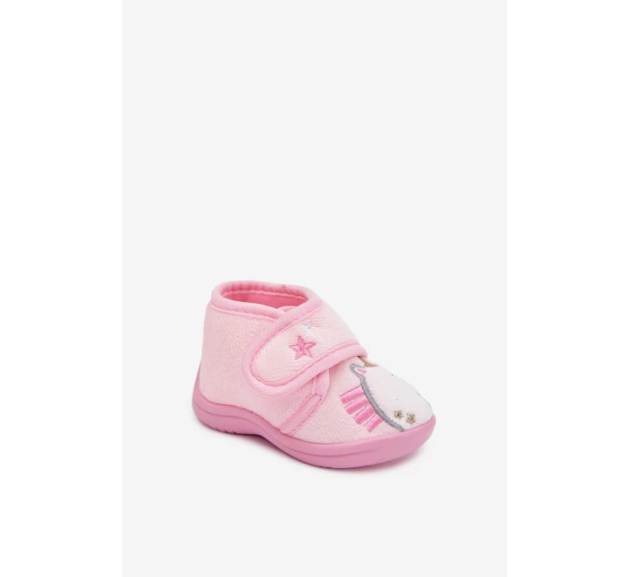 Dětské pantofle na suchý zip růžové model 21794034 - Boto Dětské pantofle na suchý zip růžové model 21794034 - Boto