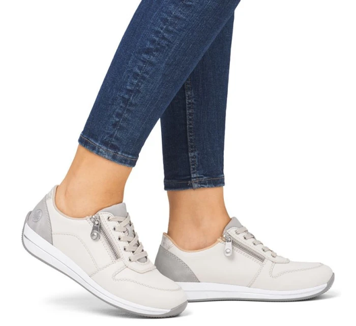 Dámská krémová kožená sportovní polobotka model 21910625 - Rieker Dámská krémová kožená sportovní polobotka model 21910625 - Rieker