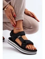 Dámské sandály na platformě Lee Cooper LCW-24-05-2753L Černé Dámské sandály na platformě Lee Cooper LCW-24-05-2753L Černé