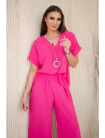 Komplet s náhrdelníkem halenka + kalhoty růžový Komplet s náhrdelníkem halenka + kalhoty růžový