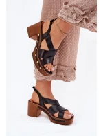 Kožené Sandály Na Podpatku model 21699718 Černé - Zazoo