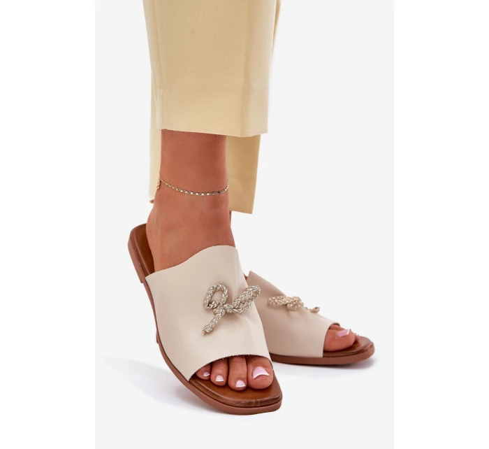 Dámské sandály na plochém podpatku s ozdobným vázáním béžové Norela